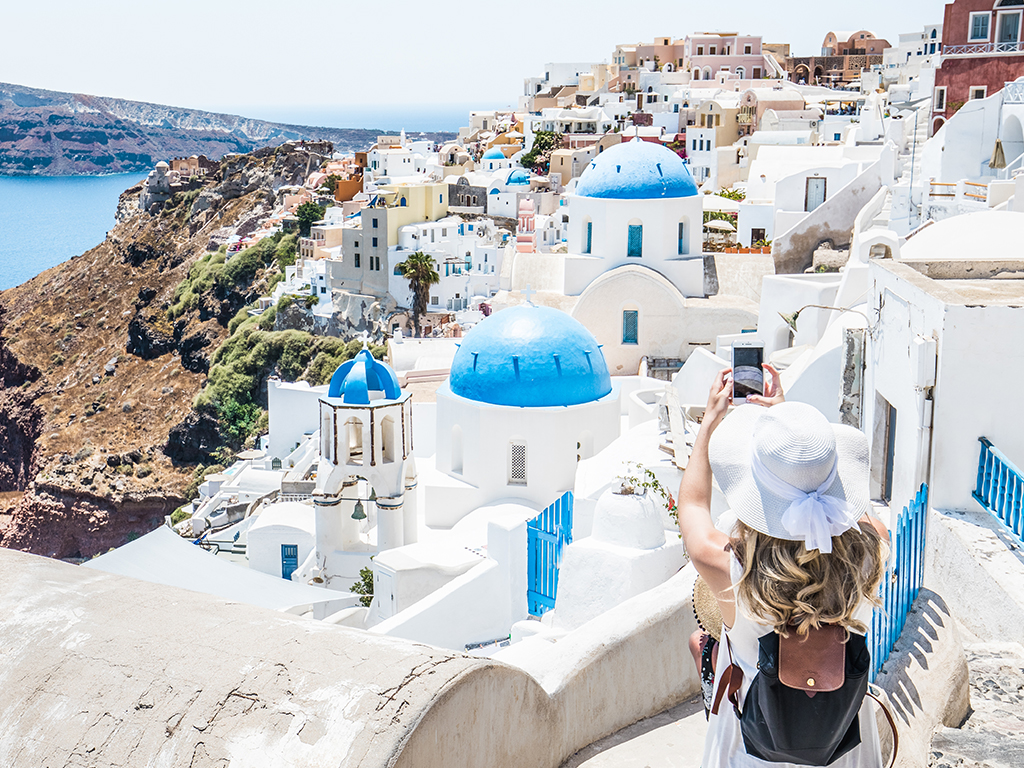 How to Take Better Travel Photographs, According to a Professional Photographer