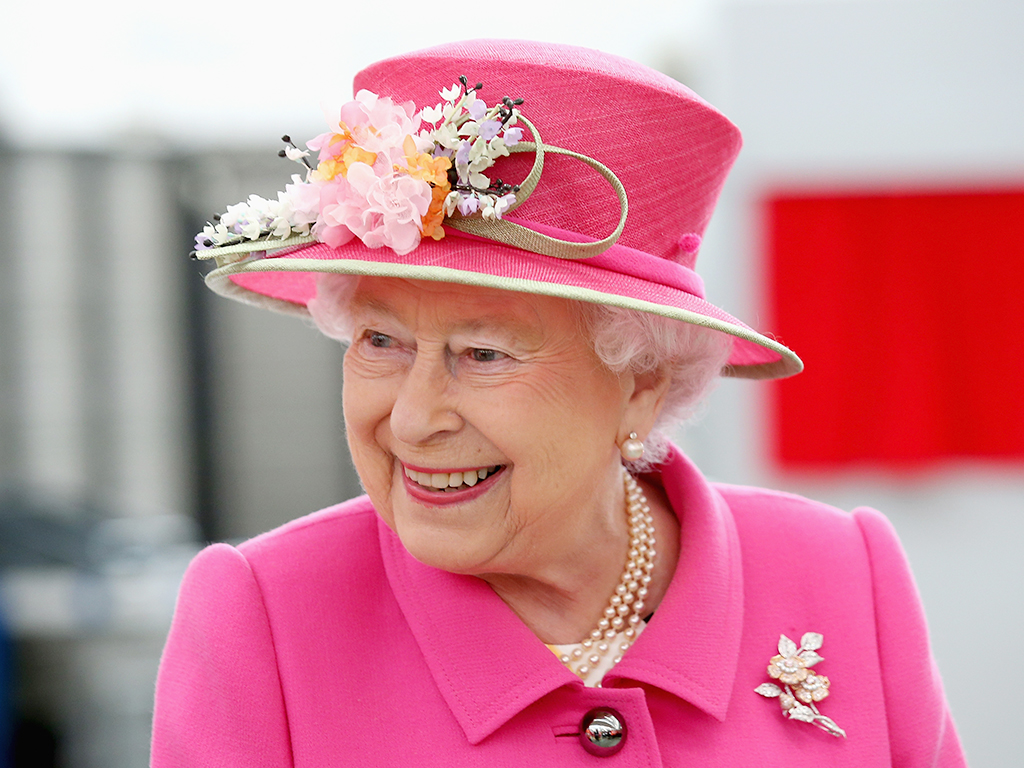 Inside Queen Elizabeth’s Plan to Save Buckingham Palace